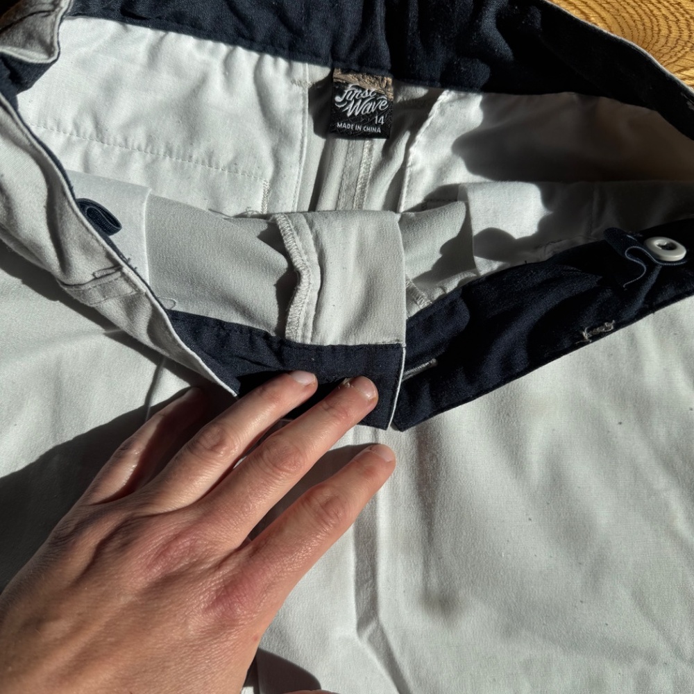Boys shorts like new - Picture 12 of 16